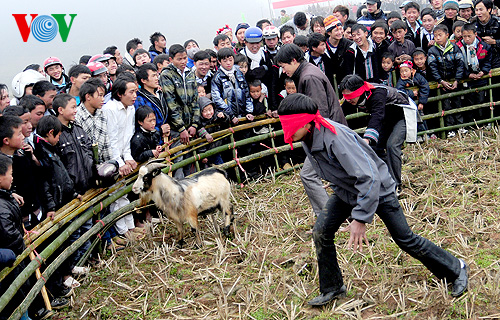 Dao ethnic “courtship duets” festival
